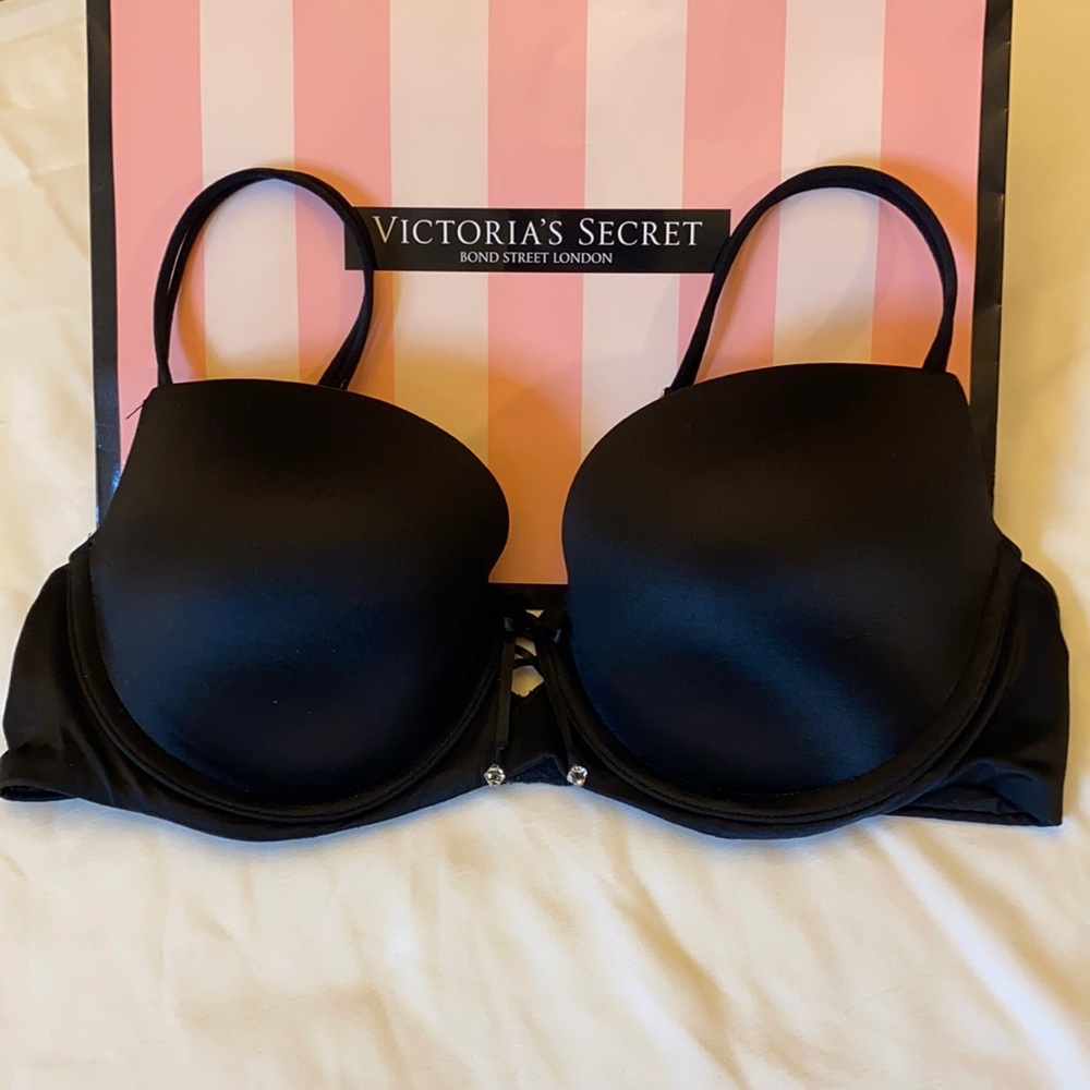 Victoria’s Secret Very Sexy Balconet Bra